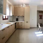 Amfithea House * Siviri