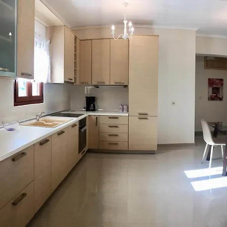Amfithea House * Siviri