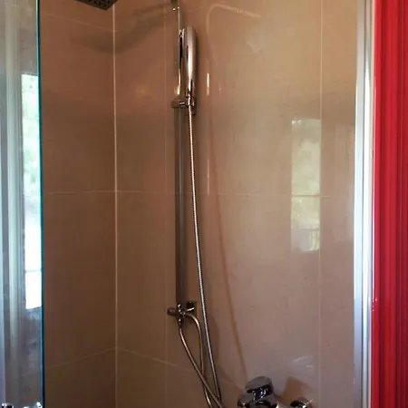 Amfithea House Siviri