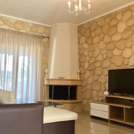 Amfithea House Siviri